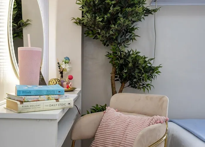 Peony Blueme 1br At Mabolo Near Ayala-it Park Apartment